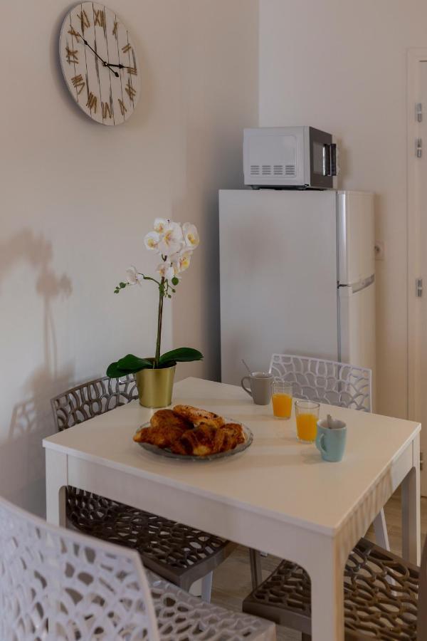 Ferienwohnung Loc Trotteur Le Fleur Des Champs F2 Cosy, Gare Sncf De Lourdes Exterior foto